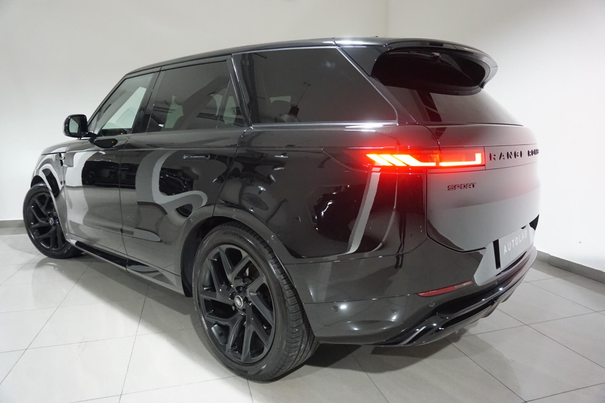 Land Rover Range Rover Sport 3.0 D300 MHEV Dynamic SE Auto 4WD Euro 6 (s/s) 5dr